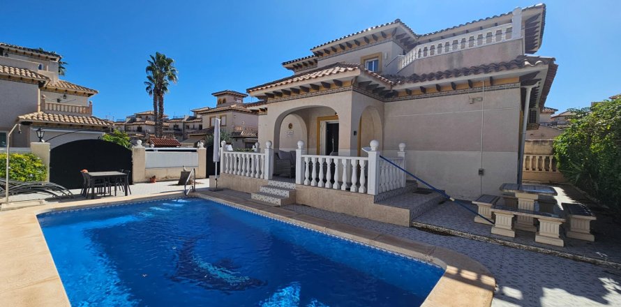 Villa Cabo Roig, Alicante, Spain 4 bedrooms, 110 sq.m. No. 133083