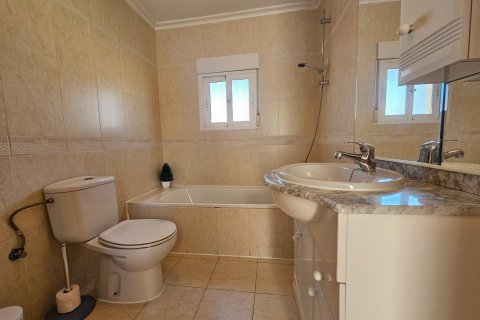 Villa for sale Cabo Roig, Alicante, Spain 4 bedrooms, 110 sq.m. No. 133083 - photo 27