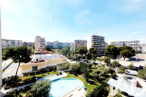 Apartment for sale in Alicante, Spain 3 bedrooms, 104 sq.m. No. 172545 - photo 12