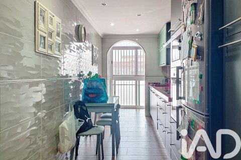 Dzīvoklis pārdošanā Velez-Malaga, Malaga, Spānijā 3 istabas, 102 m2 Nr. 172547 - attēls 4