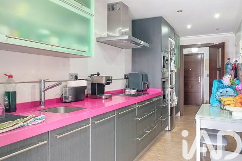 Dzīvoklis pārdošanā Velez-Malaga, Malaga, Spānijā 3 istabas, 102 m2 Nr. 172547 - attēls 3