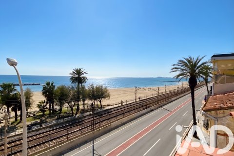 House à vendre à Premia De Mar, Barcelona, Espagne, 4 chambres, 162 m2 No. 172544 - photo 2