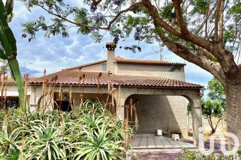 Dom w Torreblanca, Castellon, Hiszpania 4 sypialnie, 273 mkw. nr 153405 – zdjęcie 23