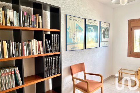 Dom w Torreblanca, Castellon, Hiszpania 4 sypialnie, 273 mkw. nr 153405 – zdjęcie 9