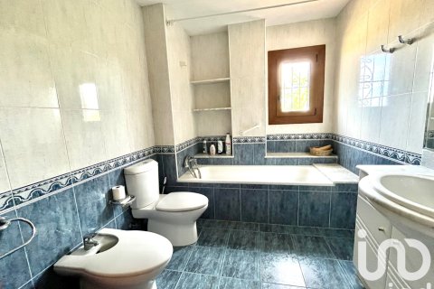 Dom w Torreblanca, Castellon, Hiszpania 4 sypialnie, 273 mkw. nr 153405 – zdjęcie 11