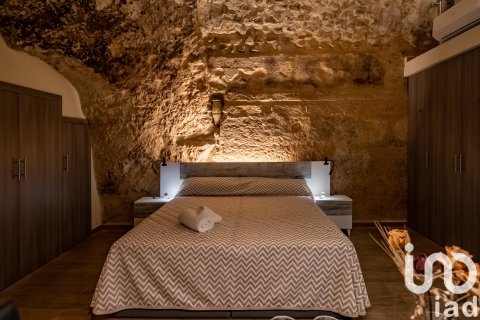 Appartamento a Tarragona, Spagna 109 mq. N° 153400