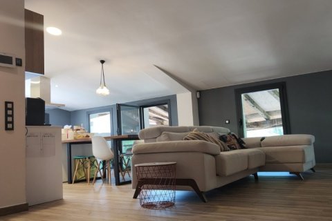 Kamienica w La Vall d'en Bas, Girona, Hiszpania 6 sypialni, 433 mkw. nr 153402 – zdjęcie 5