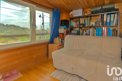 Hus till salu i Sant Boi de Llobregat, Barcelona, Spanien 2 sovrum, 230 kvm. Nr. 153404 - foto 28