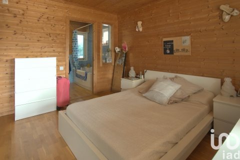 Hus till salu i Sant Boi de Llobregat, Barcelona, Spanien 2 sovrum, 230 kvm. Nr. 153404 - foto 20