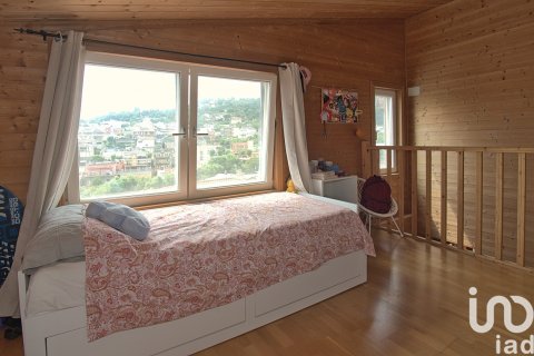 Hus till salu i Sant Boi de Llobregat, Barcelona, Spanien 2 sovrum, 230 kvm. Nr. 153404 - foto 25