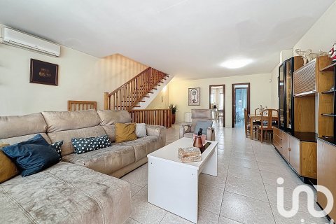 Продажа таухауса в Сан-Пере-де-Рибес, Барселона, Испания 4 спальни, 166м2 №153403 - фото 3