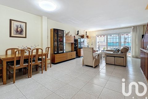 Продажа таухауса в Сан-Пере-де-Рибес, Барселона, Испания 4 спальни, 166м2 №153403 - фото 2