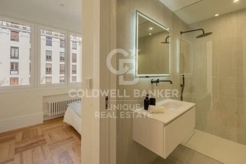 Apartment à vendre à Madrid, Espagne, 3 chambres, 188 m2 No. 178849 - photo 21