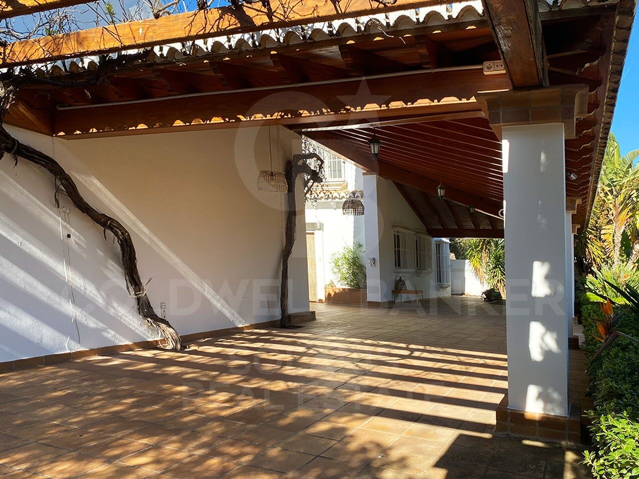 House à Betera, Valencia, Espagne 7 chambres, 867 m2 No. 178847