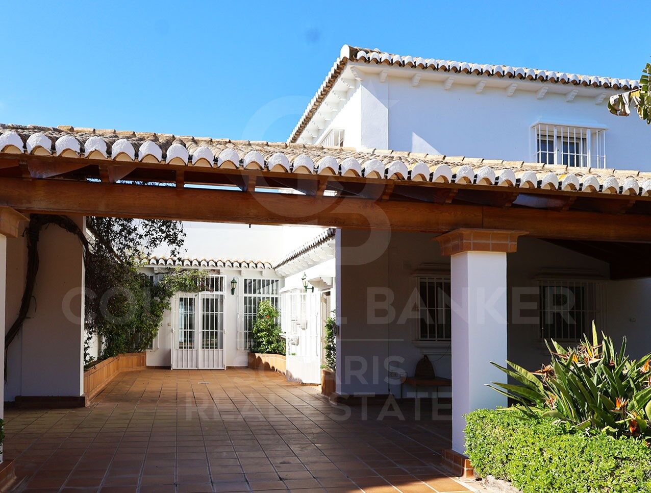 House à Betera, Valencia, Espagne 7 chambres, 867 m2 No. 178847