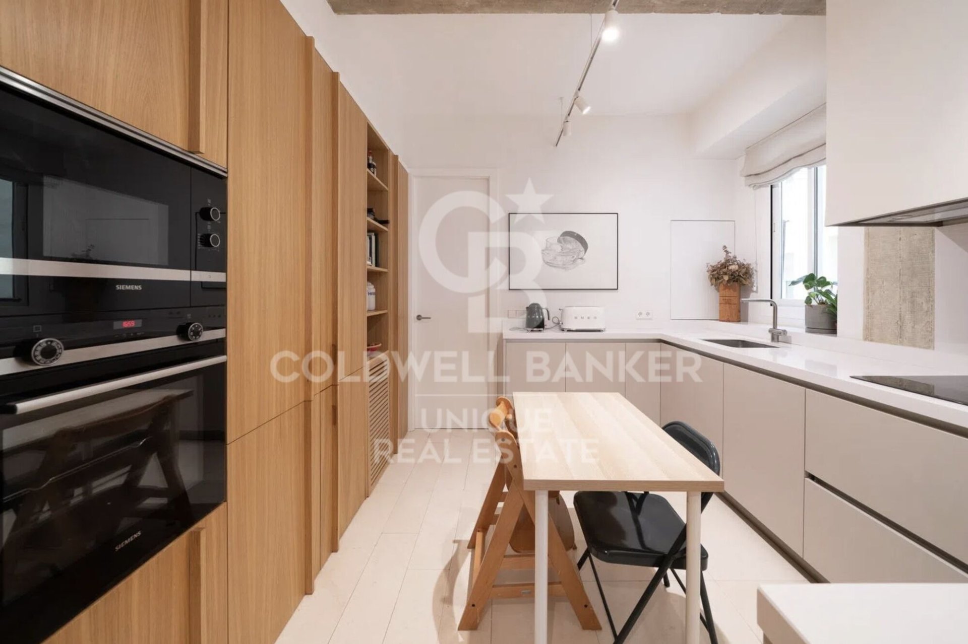 Apartament w Madrid, Hiszpania 4 sypialnie, 160 mkw. nr 178846