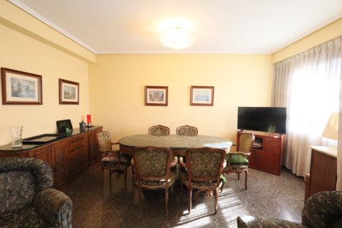 Huoneisto myytävänä Valencia, Espanja, 4 makuuhuonetta, 143 m2 No. 149537 - kuva 16