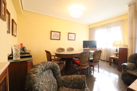 Huoneisto myytävänä Valencia, Espanja, 4 makuuhuonetta, 143 m2 No. 149537 - kuva 6