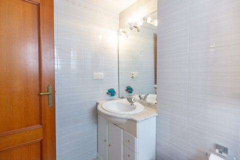 Huoneisto myytävänä Tavernes de la Valldigna, Valencia, Espanja, 3 makuuhuonetta, 85 m2 No. 149533 - kuva 20