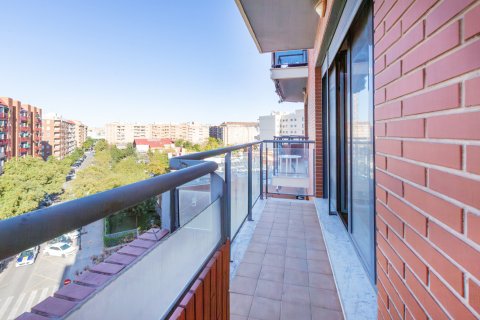 Huoneisto myytävänä Valencia, Espanja, 3 makuuhuonetta, 95 m2 No. 149538 - kuva 3