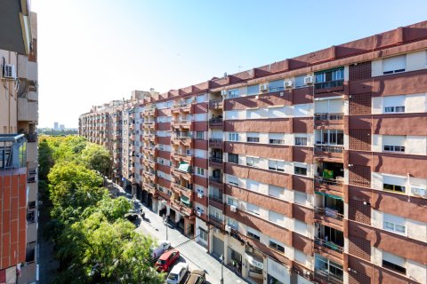 Huoneisto myytävänä Valencia, Espanja, 3 makuuhuonetta, 95 m2 No. 149538 - kuva 14