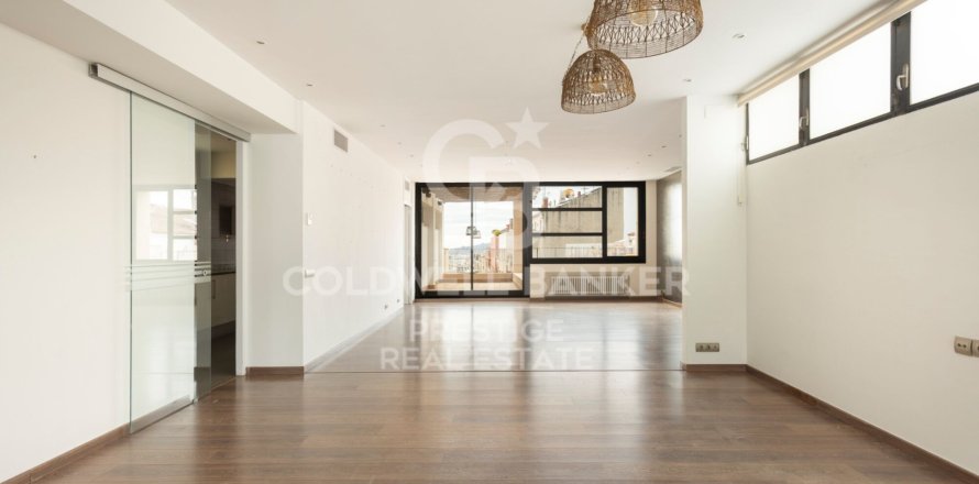 Penthouse w Barcelona, Hiszpania 4 sypialnie, 231 mkw. nr 157658