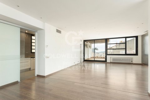 Penthouse w Barcelona, Hiszpania 4 sypialnie, 231 mkw. nr 157658 – zdjęcie 17