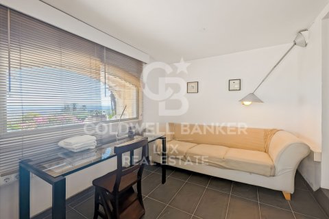 Villa à vendre à Pau, Girona, Espagne, 8 chambres, 408 m2 No. 157659 - photo 21