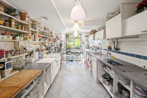 Villa à vendre à Pau, Girona, Espagne, 8 chambres, 408 m2 No. 157659 - photo 16
