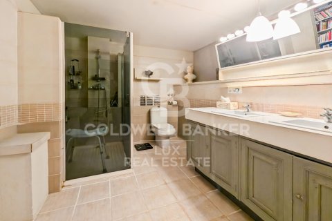 Villa à vendre à Pau, Girona, Espagne, 8 chambres, 408 m2 No. 157659 - photo 19