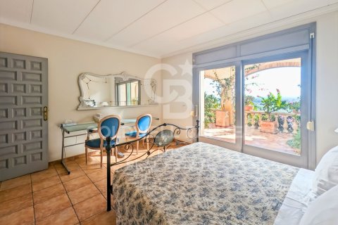Villa à vendre à Pau, Girona, Espagne, 8 chambres, 408 m2 No. 157659 - photo 11
