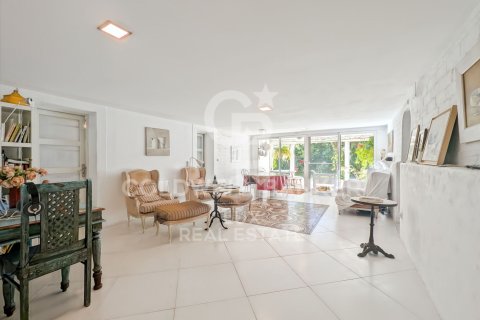 Villa à vendre à Pau, Girona, Espagne, 8 chambres, 408 m2 No. 157659 - photo 14