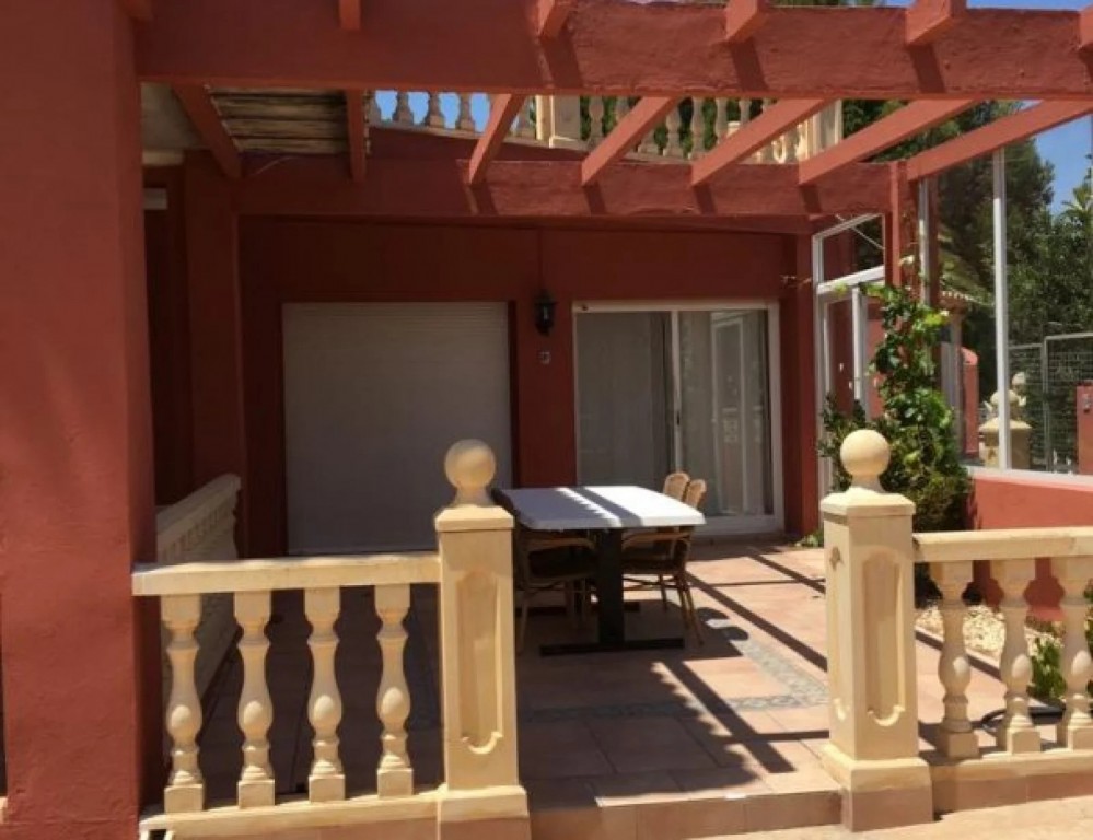 Villa a L'Alfàs del Pi, Alicante, Spagna 8 camere da letto, 540 mq. N° 114468