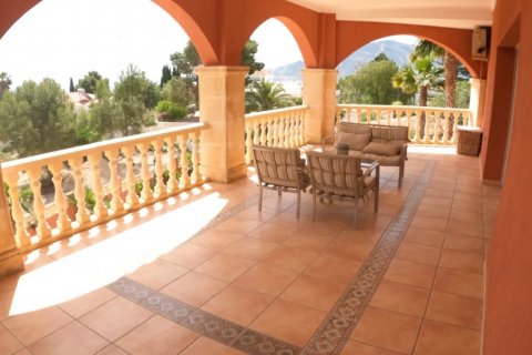 Villa for sale L'Alfàs del Pi, Alicante, Spain 8 bedrooms, 540 sq.m. No. 114468 - photo 14