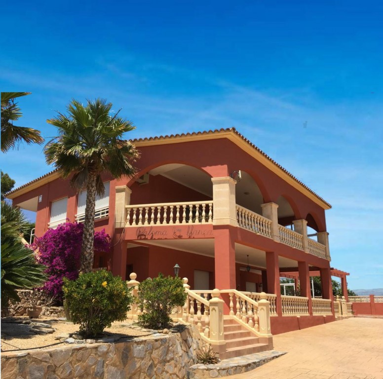 Villa a L'Alfàs del Pi, Alicante, Spagna 8 camere da letto, 540 mq. N° 114468