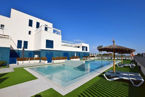 Apartamento en venta Playa Flamenca II, Alicante, España 2 dormitorios, 70 m2 No. 111403 - foto 1