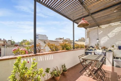 Huoneisto myytävänä Barcelona, Espanja, 2 makuuhuonetta, No. 141091 - kuva 2