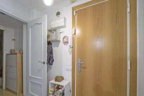 Huoneisto myytävänä Barcelona, Espanja, 2 makuuhuonetta, No. 141091 - kuva 29