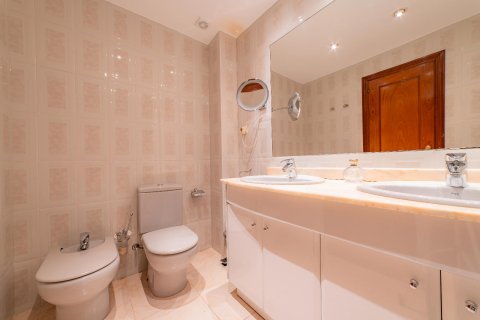 House zum Verkauf in Vilassar de Mar, Barcelona, Spanien 4 Schlafzimmer, 290 m2 Nr. 141093 - Foto 11