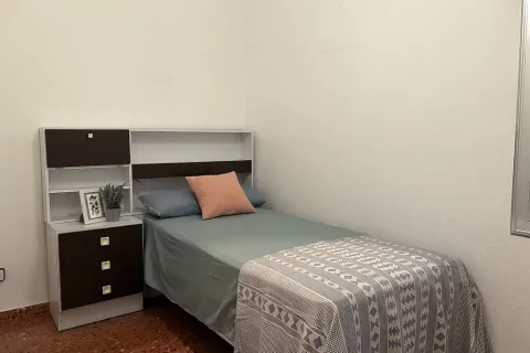 Apartamento en venta en Barcelona, España 3 dormitorios, 80 m2 No. 141090 - foto 16