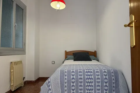 Apartamento en venta en Barcelona, España 3 dormitorios, 80 m2 No. 141090 - foto 14