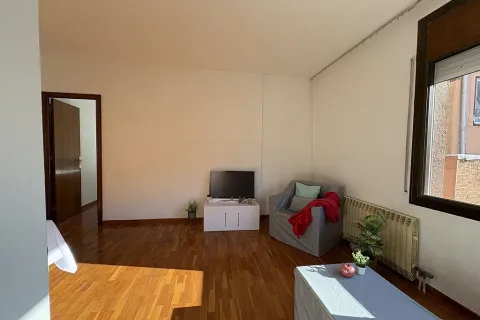 Apartamento en venta en Barcelona, España 3 dormitorios, 80 m2 No. 141090 - foto 3