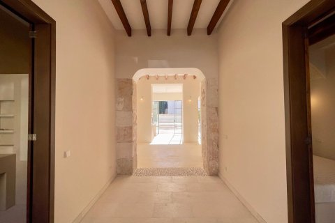 Casa adosada en venta en Felanitx, Mallorca, España 3 dormitorios, 303 m2 No. 156061 - foto 5