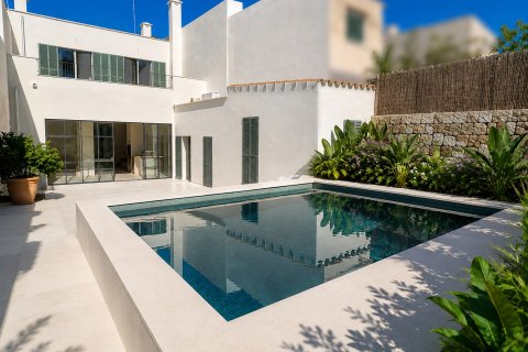 Radhus i Felanitx, Mallorca, Spanien 3 sovrum, 303 kvm. Nr. 156061