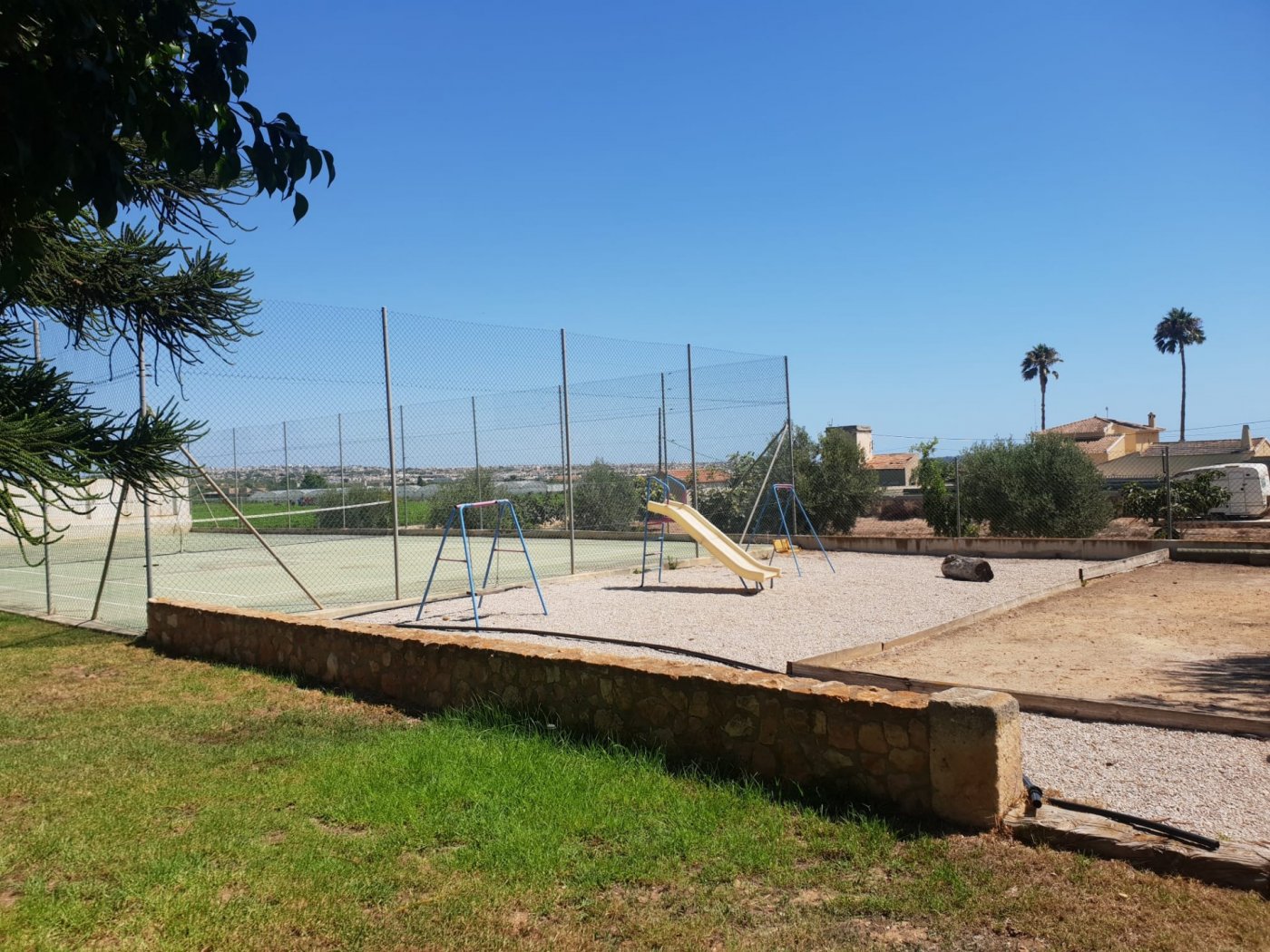 Villa i Los Montesinos, Alicante, Spanien 2 sovrum, 105 kvm. Nr. 74711