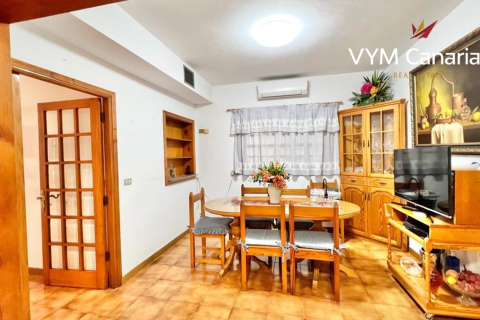 Villa for sale in San Isidro De Abona, Tenerife, Spain 9 bedrooms, 500 sq.m. No. 164671 - photo 29