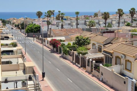 Villa for sale in Torrevieja, Alicante, Spain 4 bedrooms, 205 sq.m. No. 164674 - photo 3