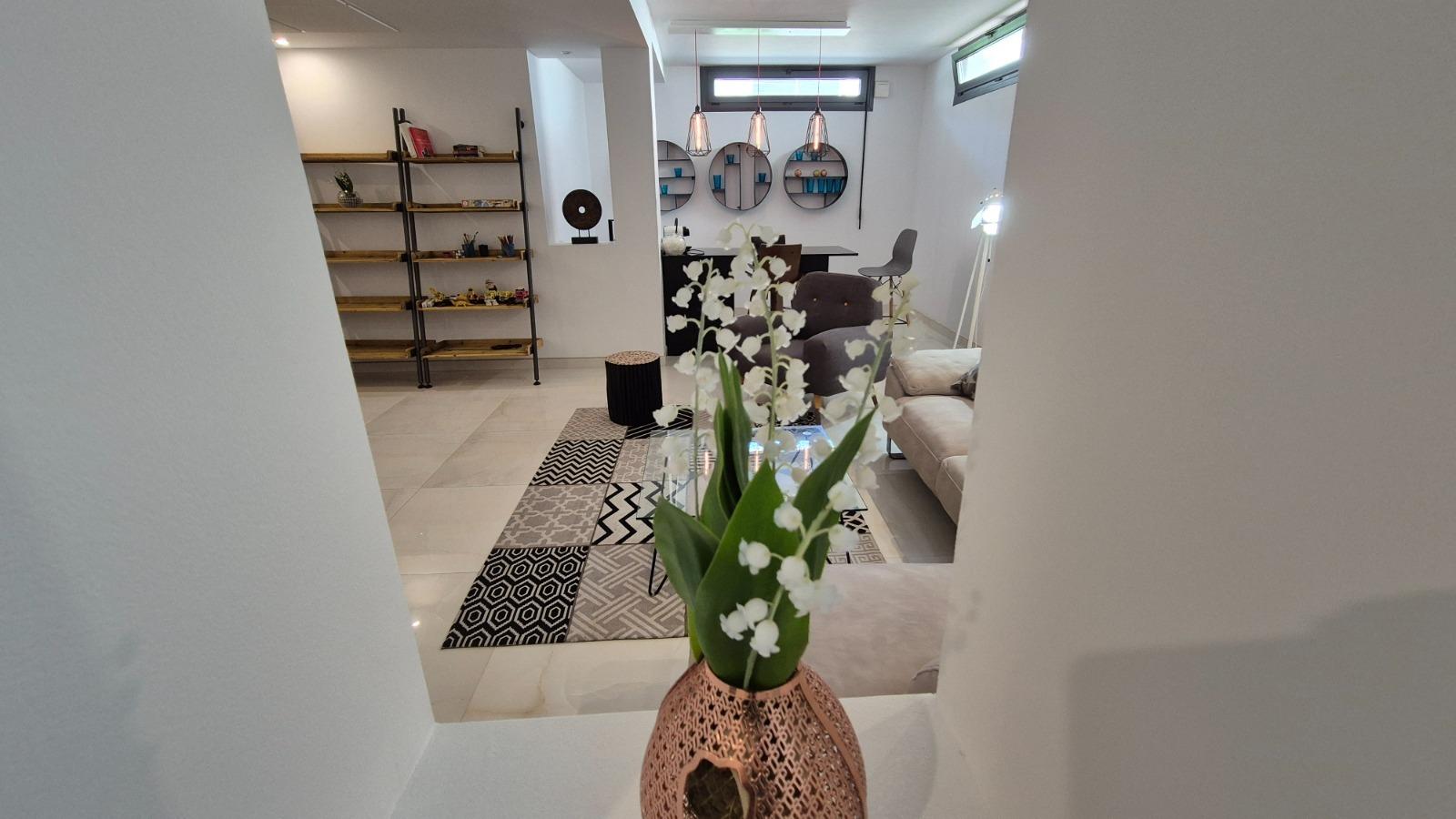 Villa a Torrevieja, Alicante, Spagna 4 camere da letto, 205 mq. N° 164674