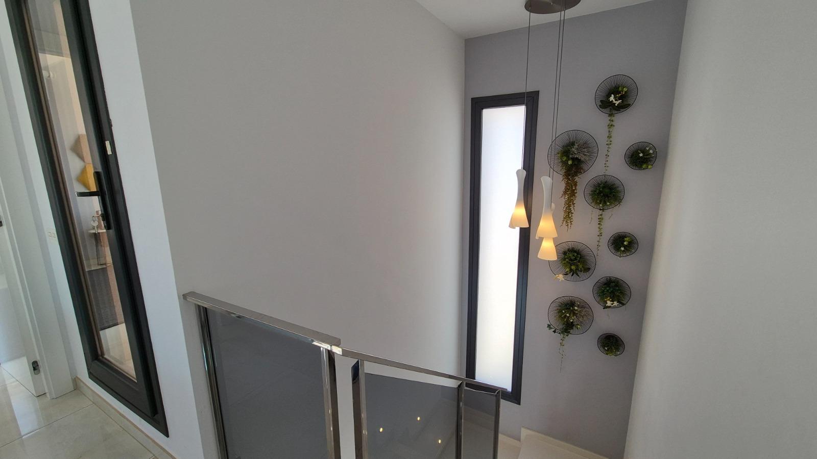 Villa a Torrevieja, Alicante, Spagna 4 camere da letto, 205 mq. N° 164674
