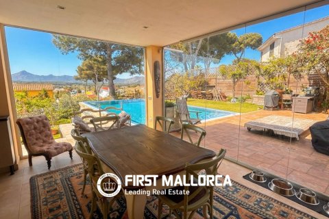 Villa en venta en El Toro, Mallorca, España 5 dormitorios, 274 m2 No. 164669 - foto 3